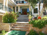 LOUKAS HOTEL